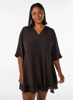 A-Linien-Kleid mit gestuften Rüschen