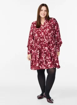 A-Linien-Kleid mit Rüschenkragen
