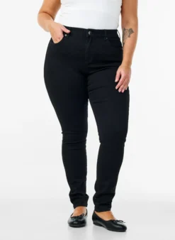Amy Jeans mit hoher Taille und extra schlanker Passform