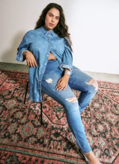 Amy-Jeans mit superschmaler Passform und gerippten Details