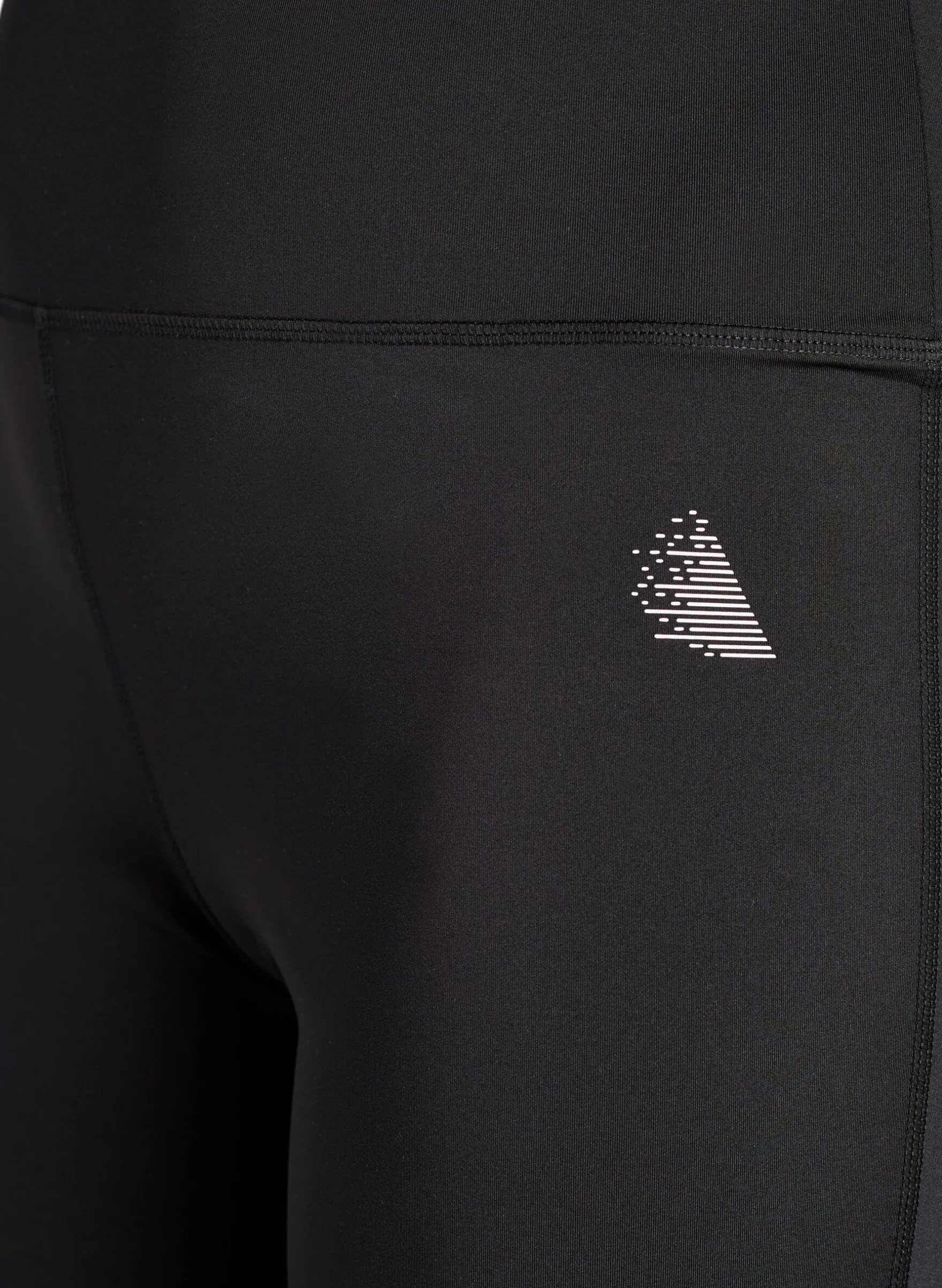 Ausgestellte Trainingshose mit hoher Taille