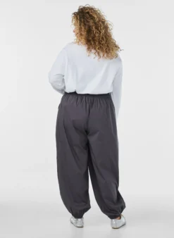Ballonhose mit Taschen und elastischem Bund