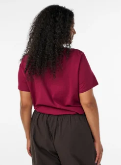 Basic T-Shirt aus Baumwolle mit Rundhalsausschnitt
