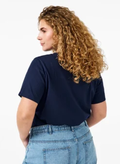 Basic-T-Shirt aus Baumwolle mit Rundhalsausschnitt
