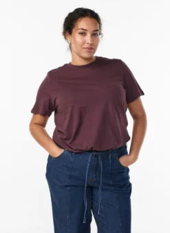 Basic-T-Shirt aus Baumwolle mit Rundhalsausschnitt
