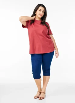 Basic-T-Shirt aus Baumwolle mit Rundhalsausschnitt