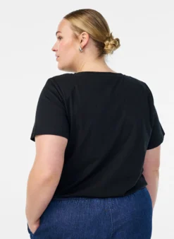 Basic-T-Shirt aus Baumwolle mit Schulterpolstern