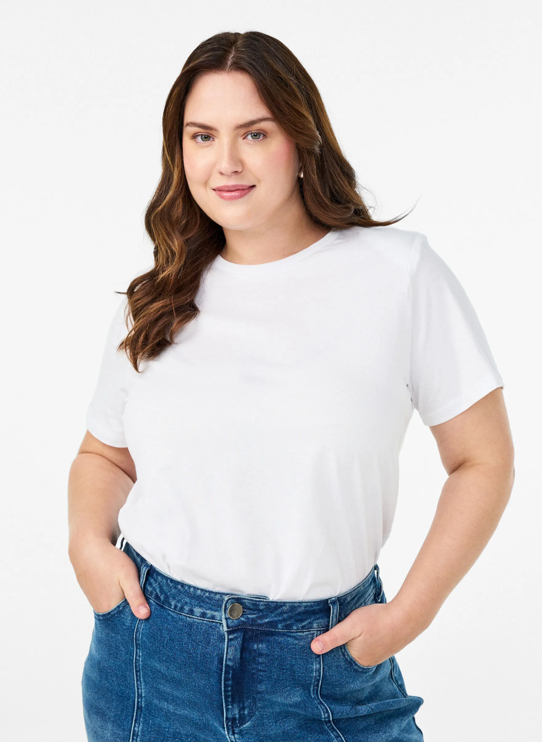 Basic-T-Shirt aus Baumwolle mit Schulterpolstern