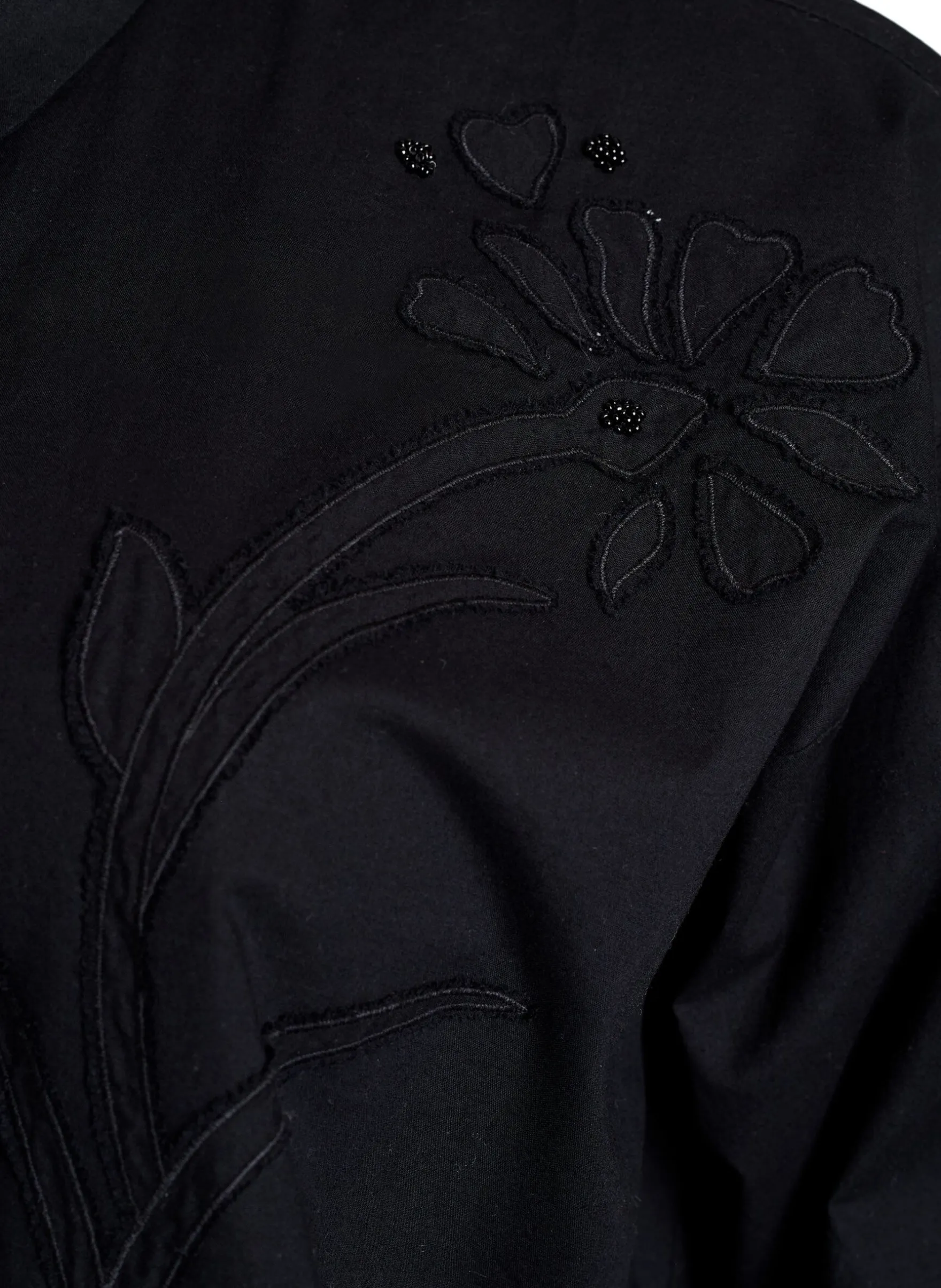 Baumwollbluse mit Ton-in-Ton-Blumenstickerei