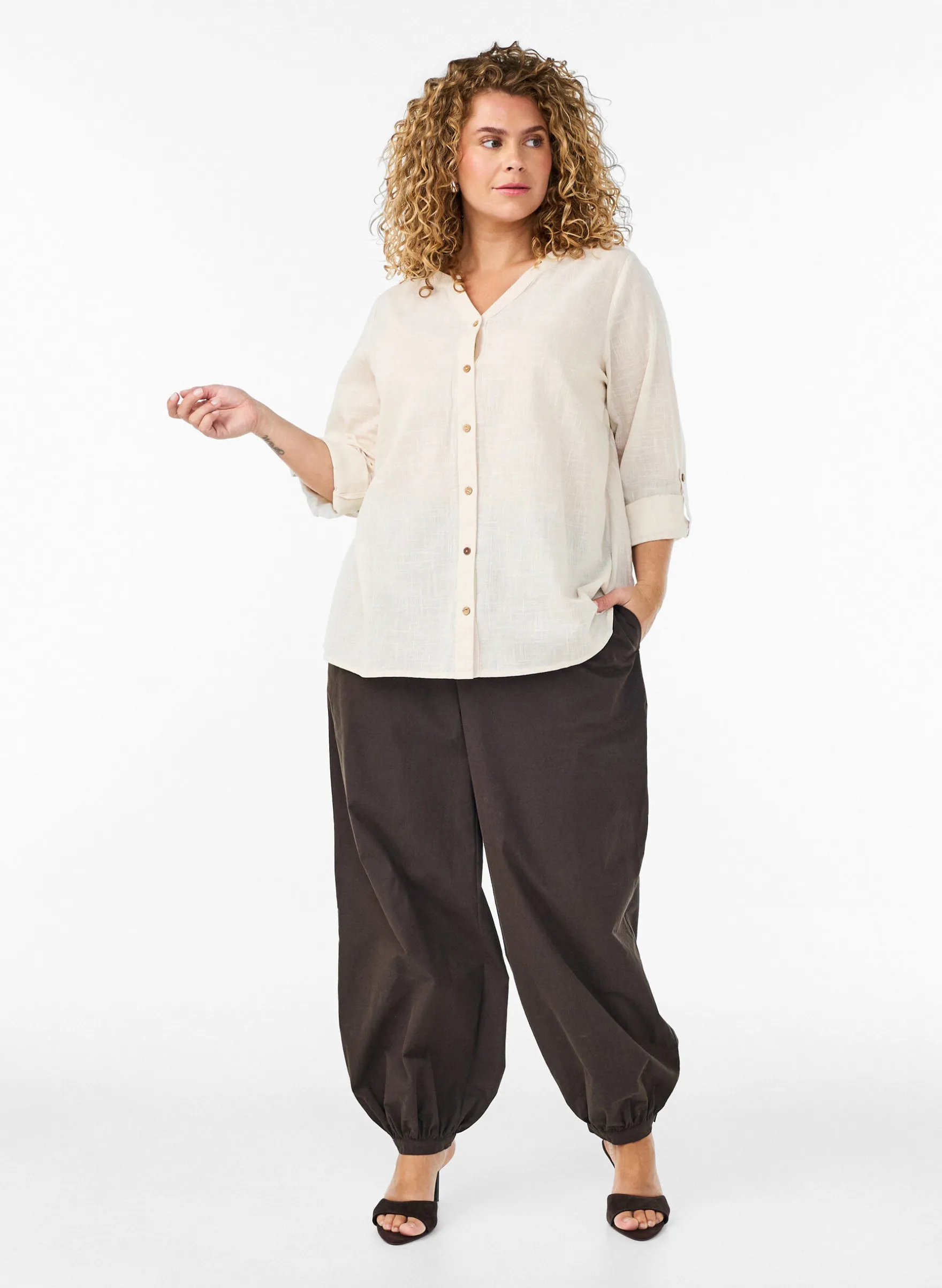 Baumwollbluse mit V-Ausschnitt