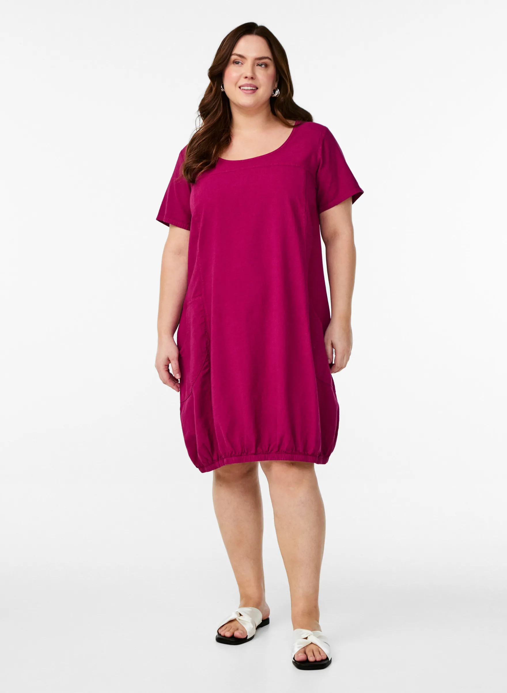 Baumwollkleid mit kurzen Ärmeln