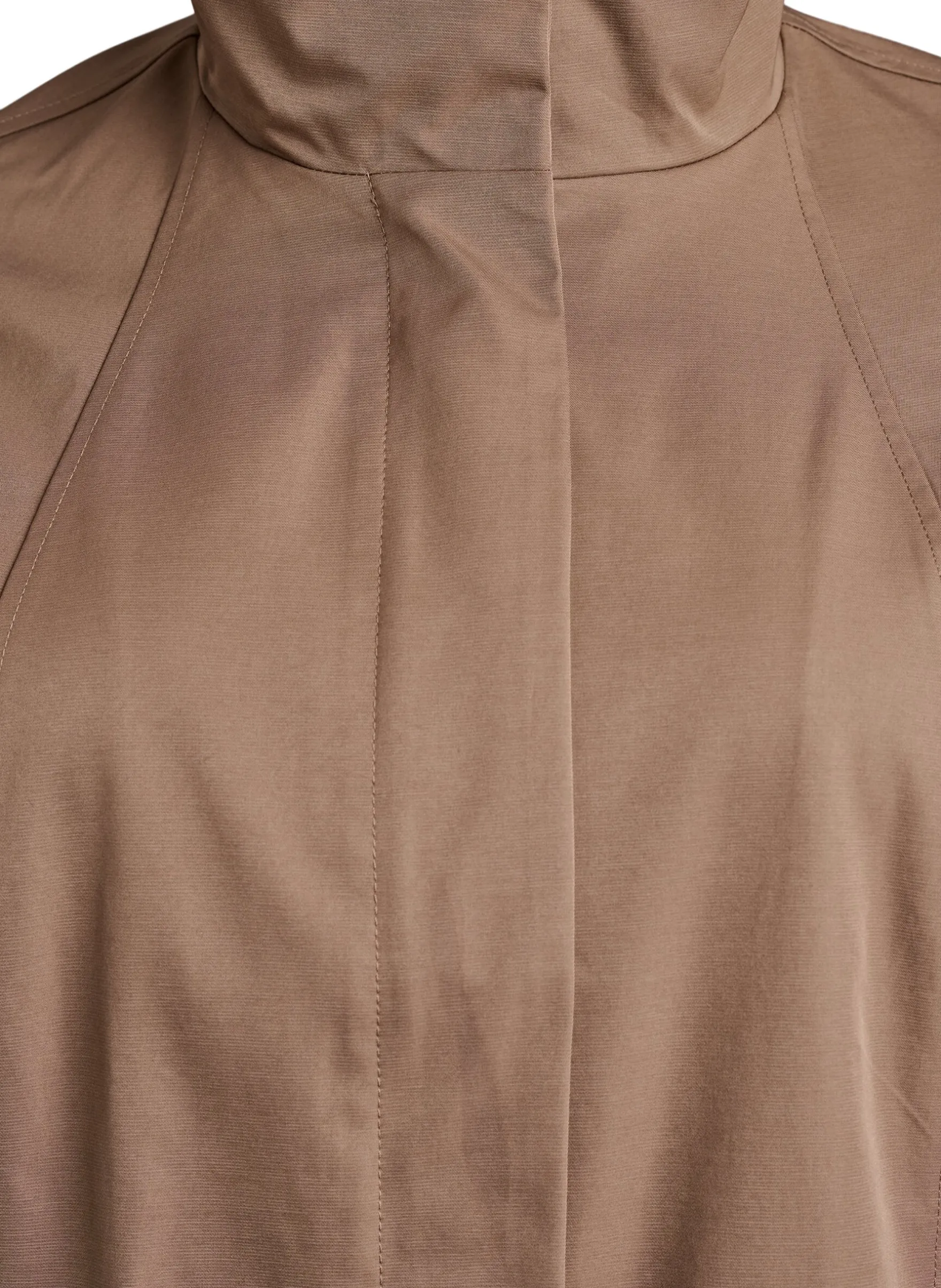 Übergangsjacke mit Taschen und hohem Kragen