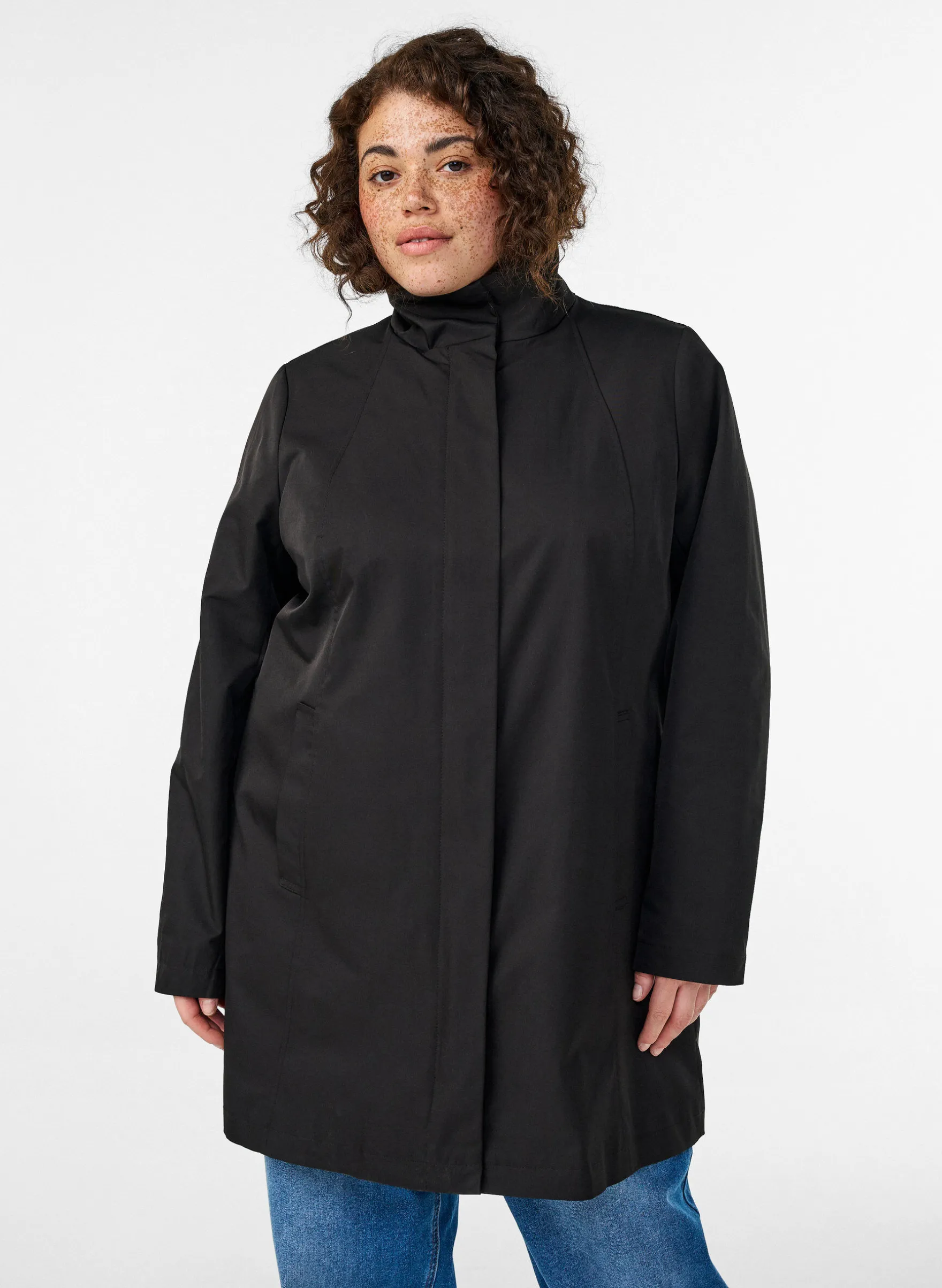 Übergangsjacke mit Taschen und hohem Kragen