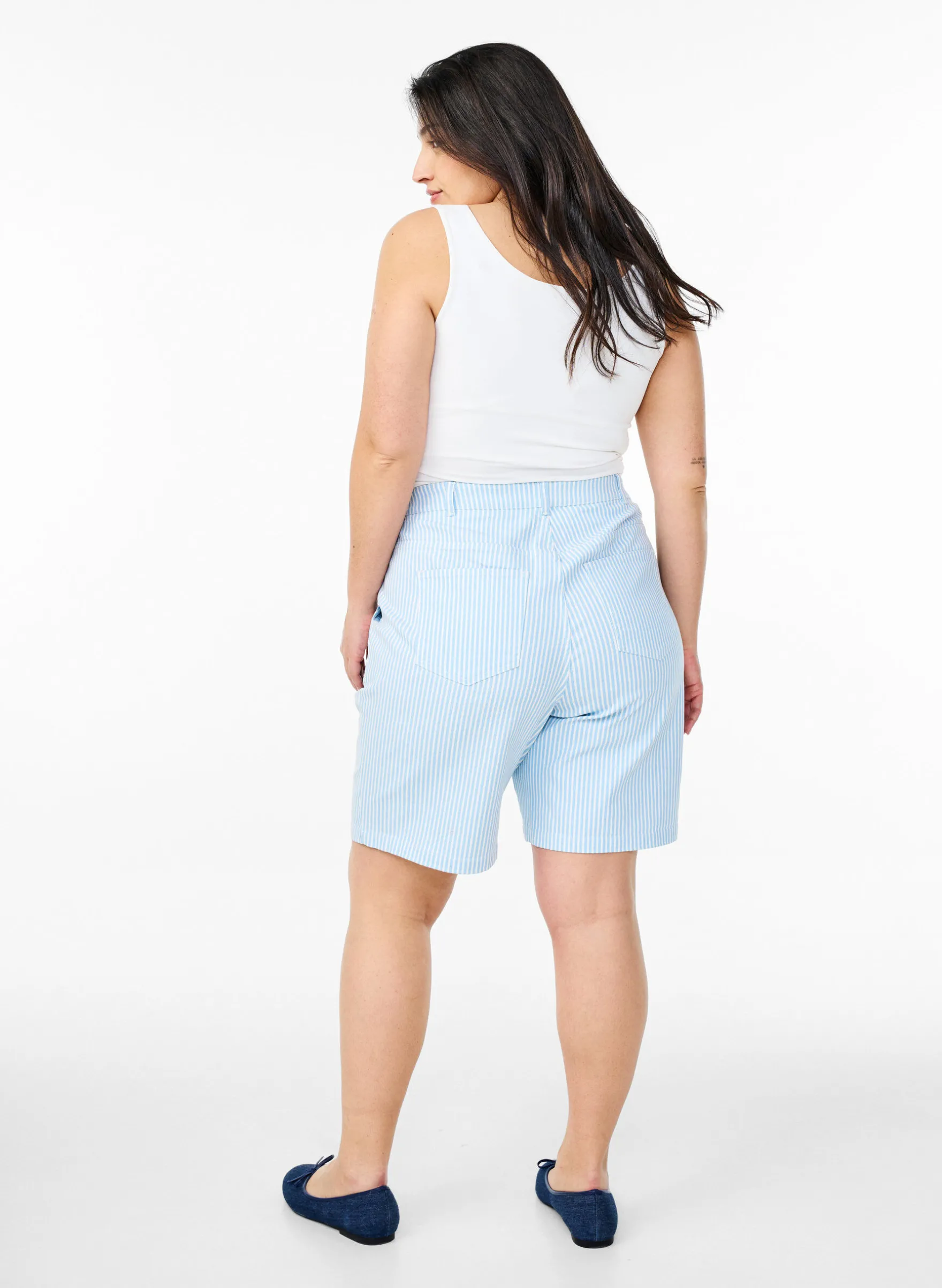 Bermuda-Shorts mit hohem Bund und Streifenmuster