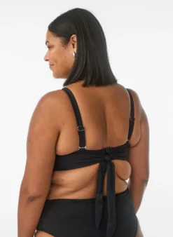 Bikini Top mit Bügel und Neckholder