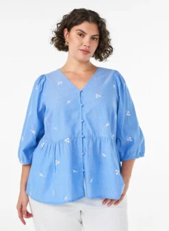 Bluse aus Baumwolle mit gestickten Blumen und Knopfverschluss