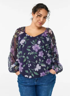 Bluse aus Chiffon mit geblümtem Print und langen Ärmeln