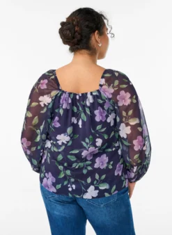 Bluse aus Chiffon mit geblümtem Print und langen Ärmeln