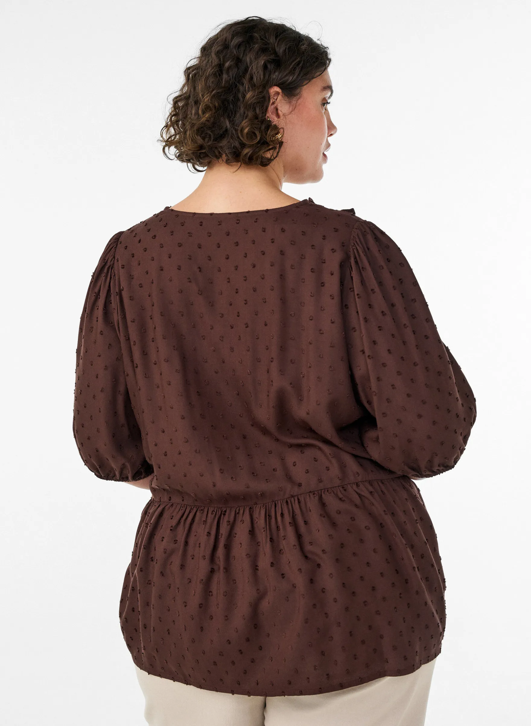 Bluse aus Viskose mit gepunkteter Struktur und V-Ausschnitt