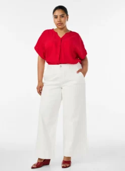 Bluse aus Viskose mit Knöpfen und Struktur