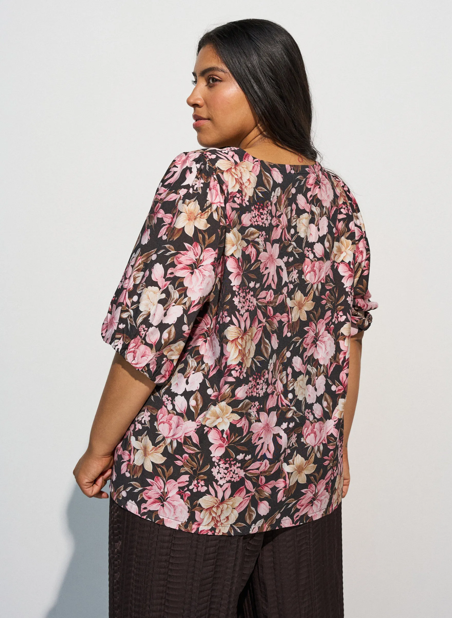 Bluse aus Viskose mit V-Ausschnitt