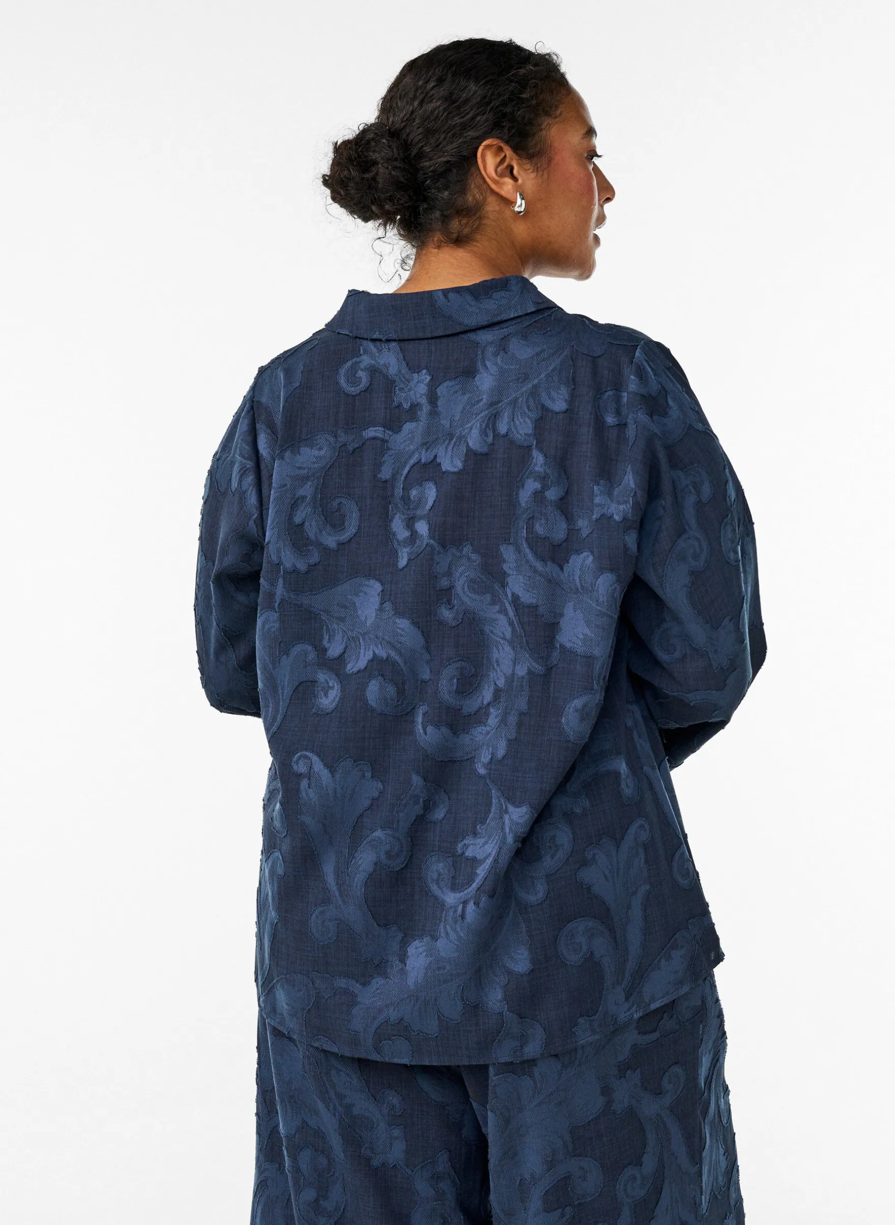 Bluse mit gewebter Struktur und V-Ausschnitt