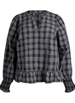 Bluse mit Karomuster und Rüschendetails