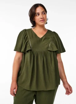 Bluse mit kurzen Rüschenärmeln