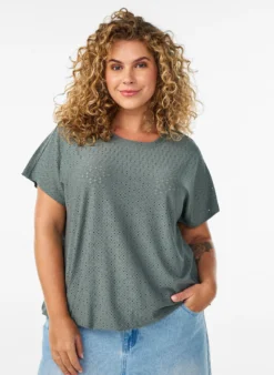 Bluse mit Lochstickerei und Ballonärmeln