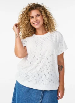 Bluse mit Lochstickerei und Ballonärmeln