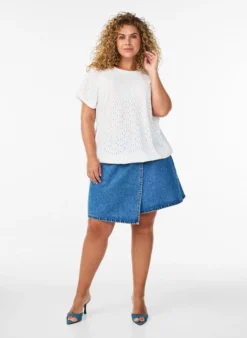 Bluse mit Lochstickerei und Ballonärmeln