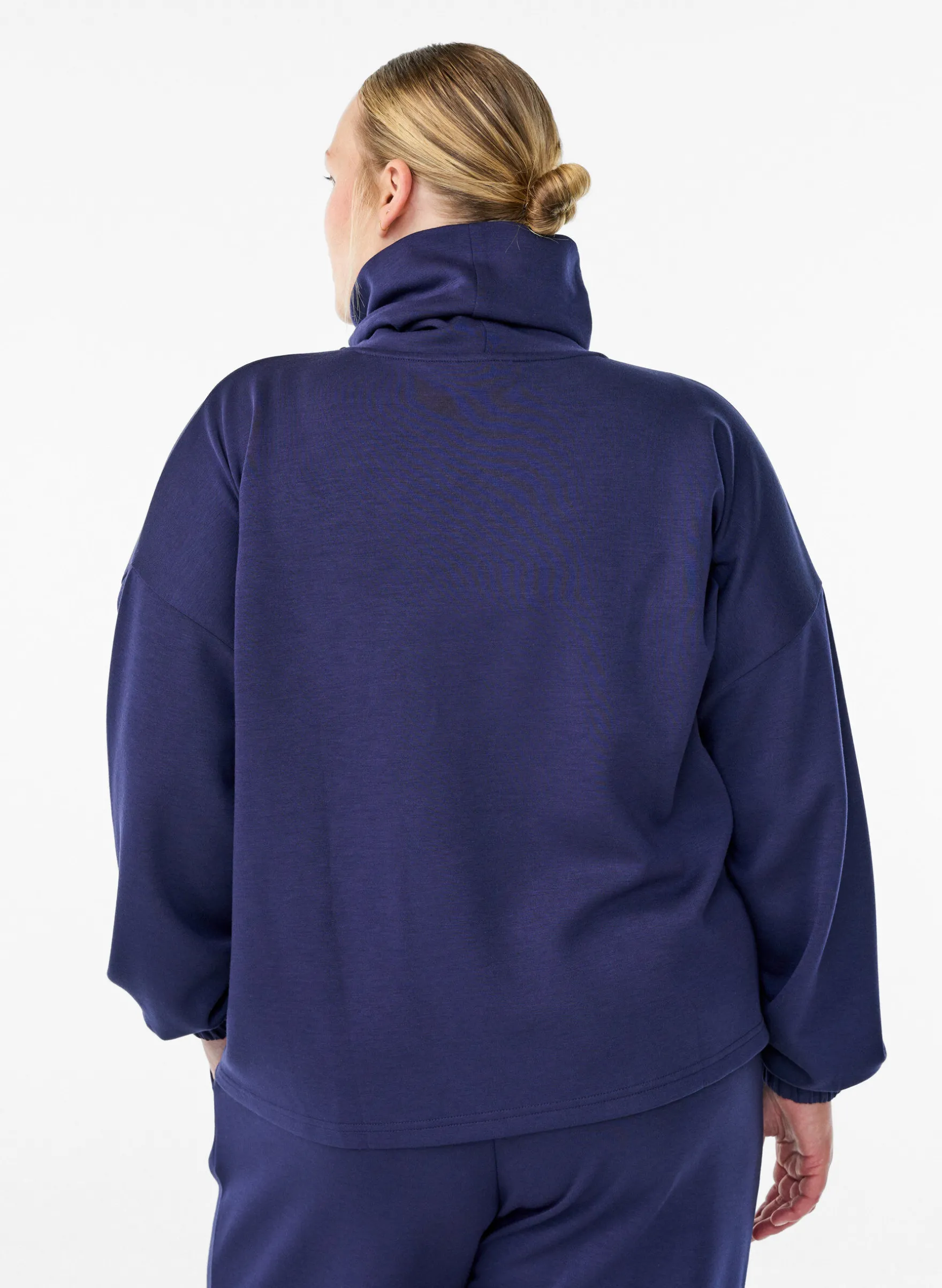 Bluse mit Rollkragen aus Modal-Mix