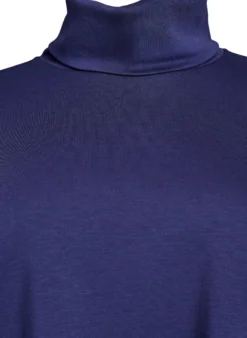 Bluse mit Rollkragen aus Modal-Mix