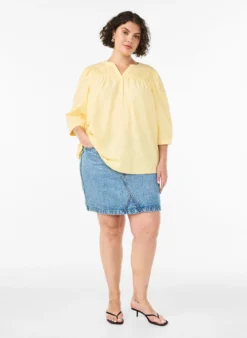 Bluse mit Smock und 3/4-Ärmeln