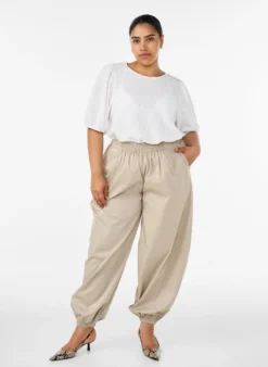 Bluse mit Struktur und kurzen Ärmeln