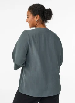 Bluse mit V-Ausschnitt und 3/4-Ärmeln