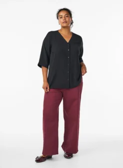 Bluse mit V-Ausschnitt und 3/4-Ärmeln