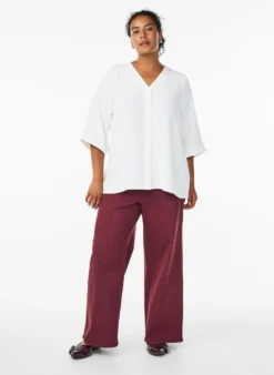 Bluse mit V-Ausschnitt und 3/4-Ärmeln