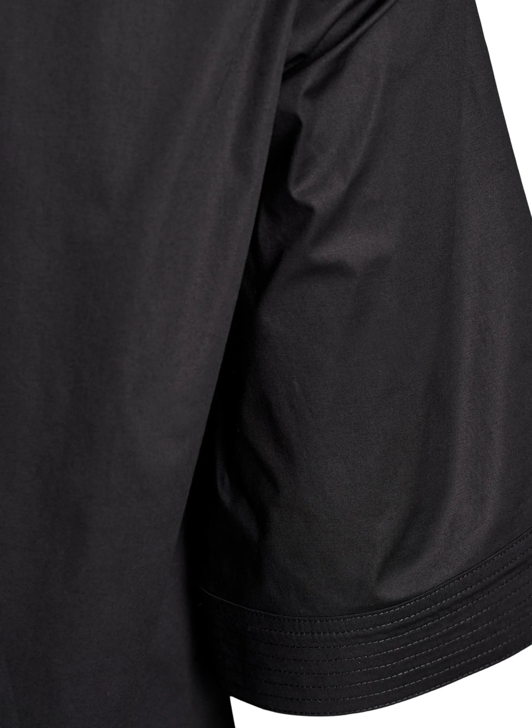 Bluse mit Ziernähten und 3/4-Ärmeln