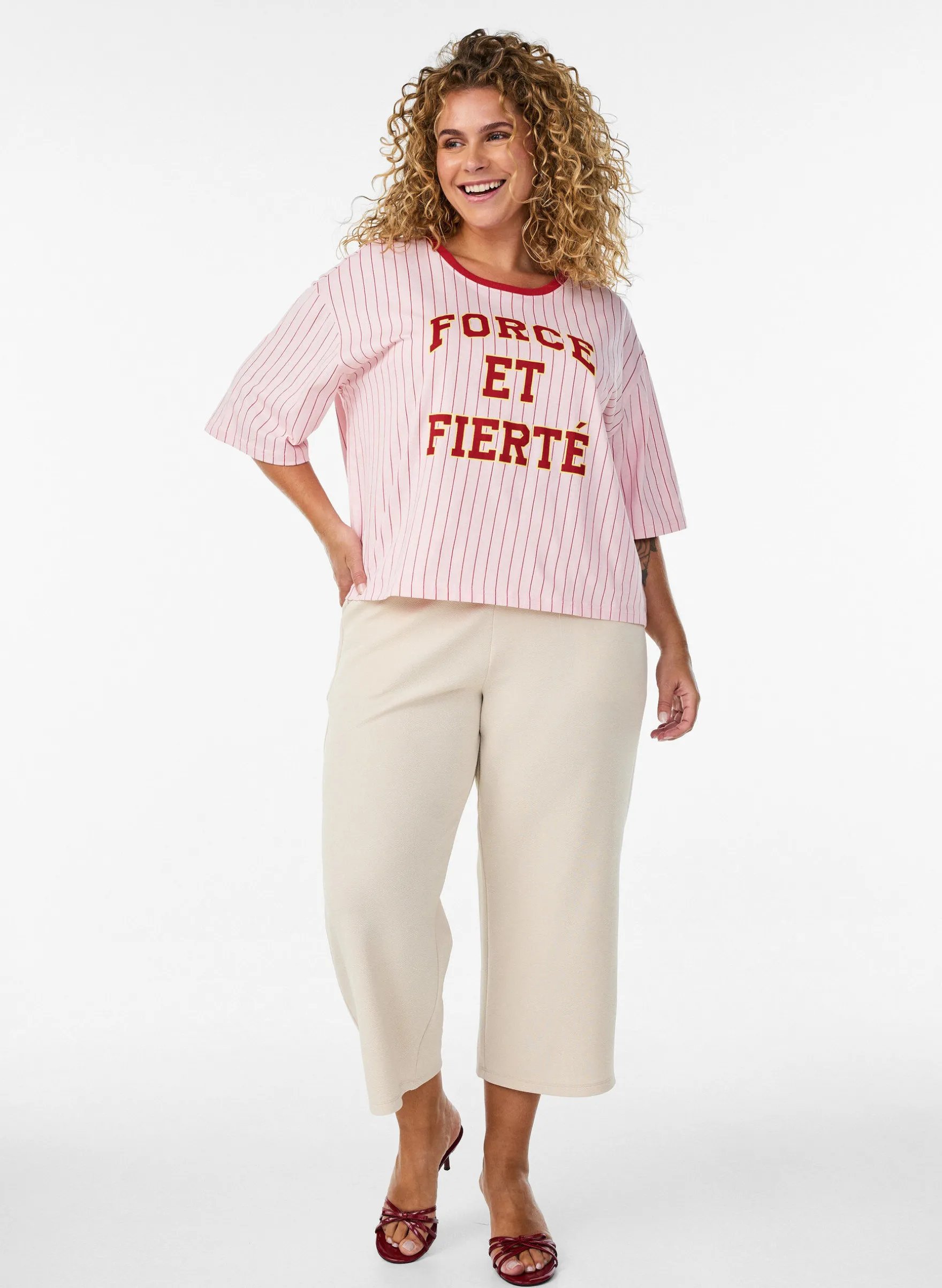 Boxy T-Shirt mit Streifen und Statement-Print
