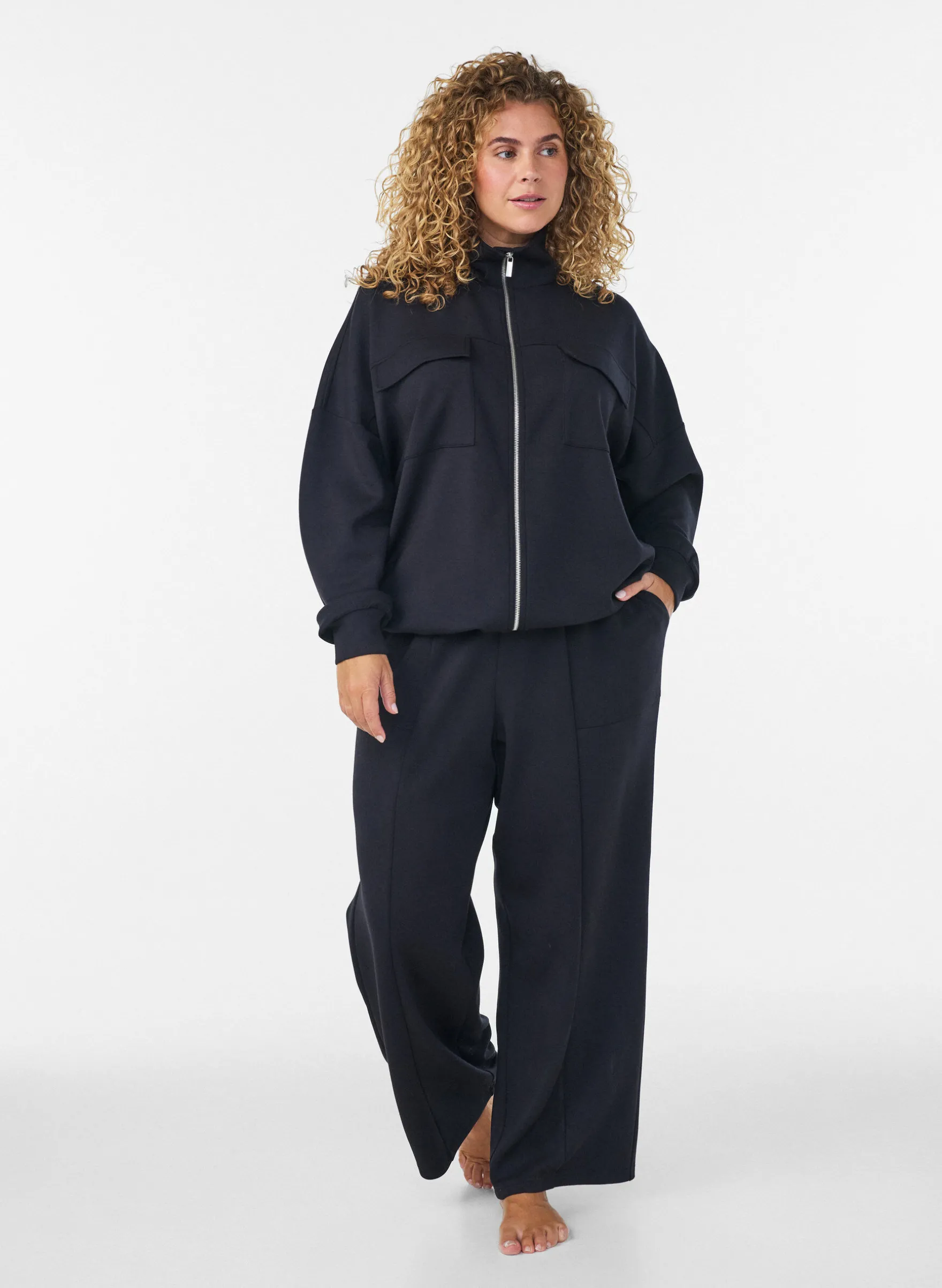 Cardigan aus Jersey mit Reißverschluss und hohem Kragen