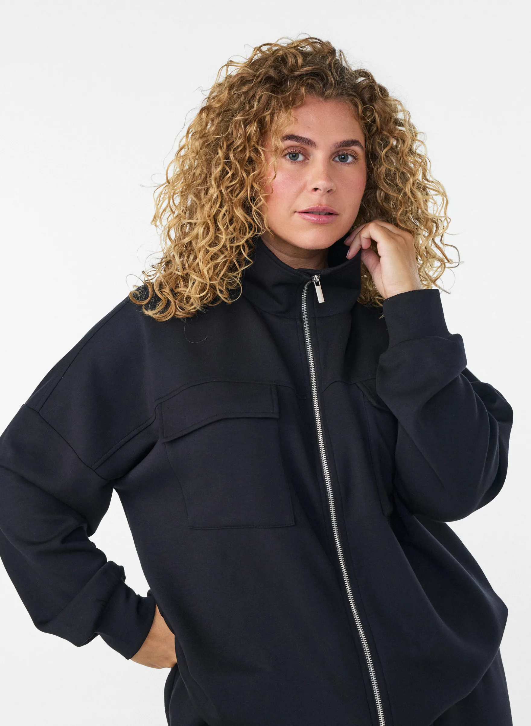 Cardigan aus Jersey mit Reißverschluss und hohem Kragen