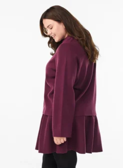 Cardigan mit V-Ausschnitt und weiten Ärmeln