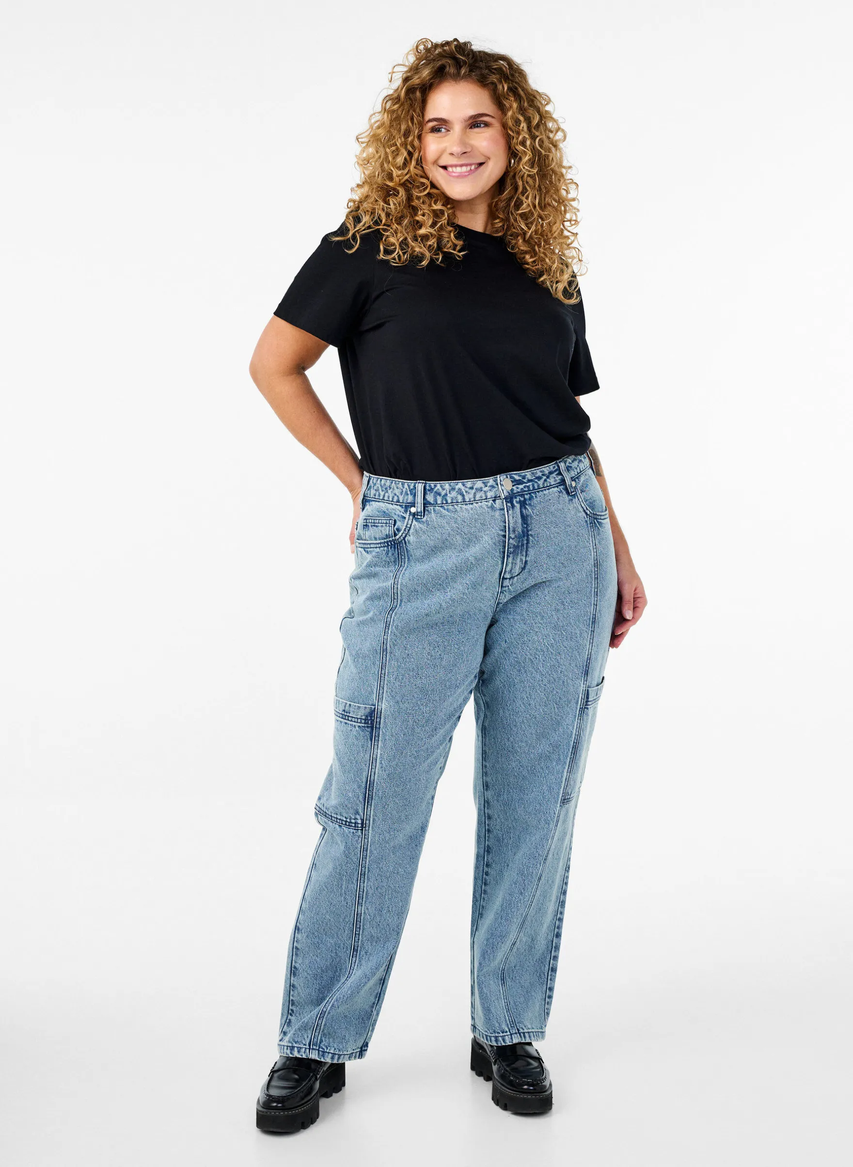 Cargojeans mit hoher Taille