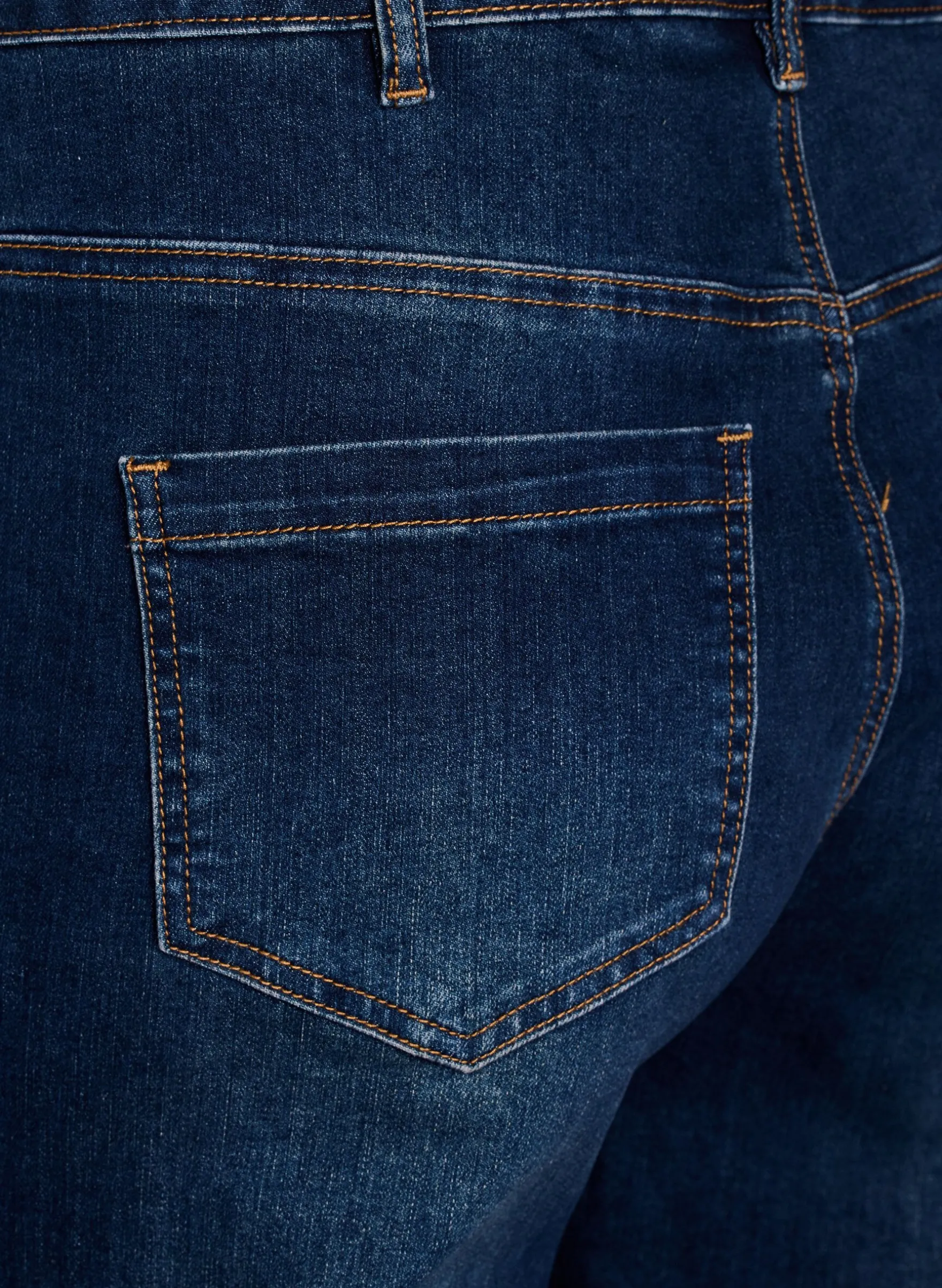 Denim-Knickers mit weiten Beinen