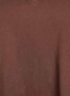 Einfaches T-Shirt aus Baumwolle mit V-Ausschnitt