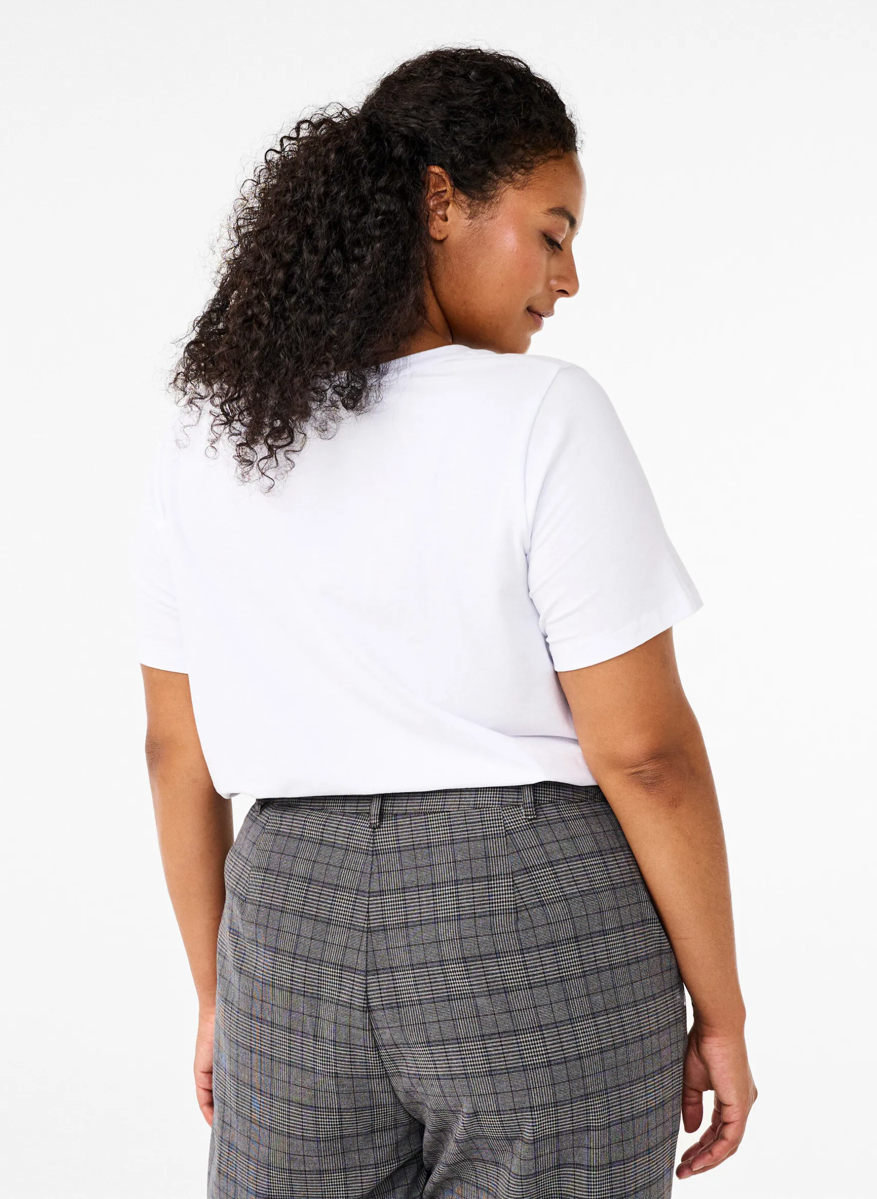 Einfarbiges basic T-Shirt aus Baumwolle