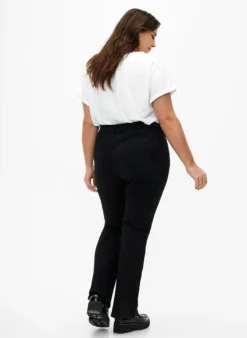 Ellen Bootcut-Jeans mit hoher Taille