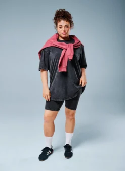 Eng anliegende Shorts aus Jersey in Washed-Optik