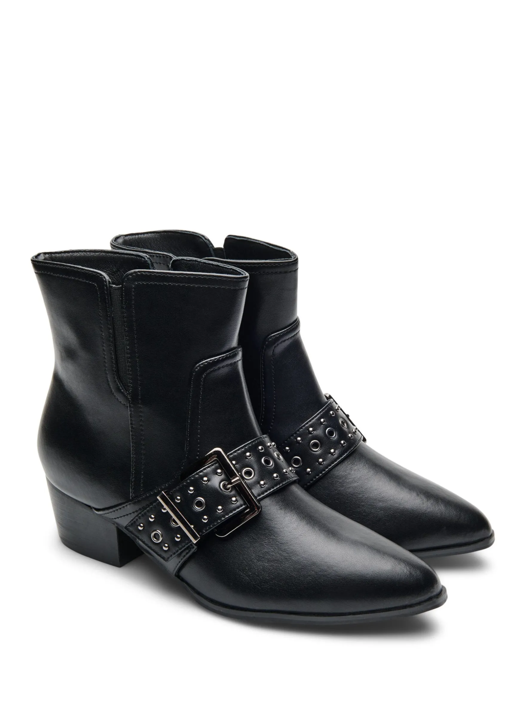 Extra Weite - Knöchelstiefel aus Leder mit Riemen und Nieten